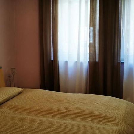 Tolle, Gemutliche, Voll Moblierte 3 Zimmer Wohnung. بادن بادن المظهر الخارجي الصورة