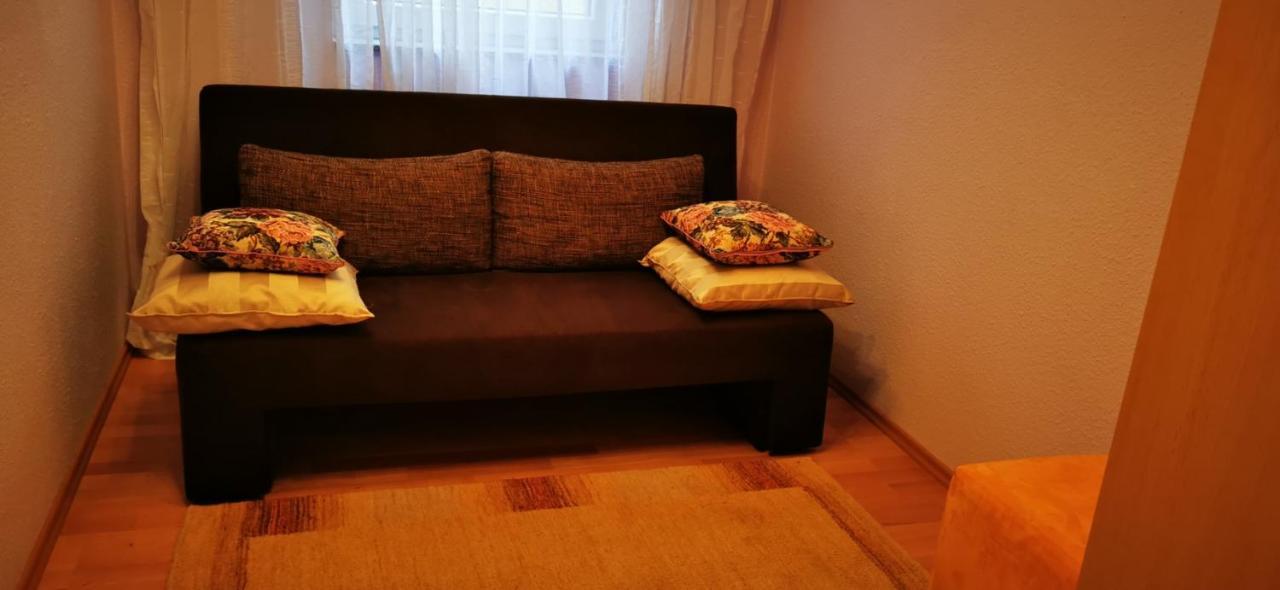 Tolle, Gemutliche, Voll Moblierte 3 Zimmer Wohnung. بادن بادن المظهر الخارجي الصورة