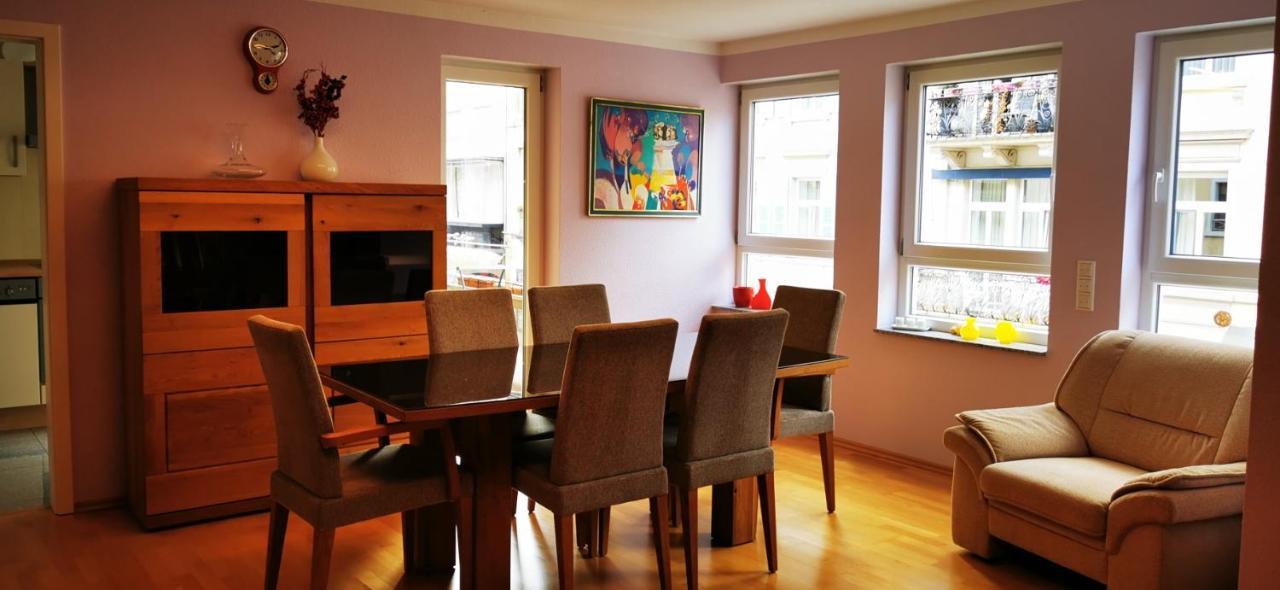 Tolle, Gemutliche, Voll Moblierte 3 Zimmer Wohnung. بادن بادن المظهر الخارجي الصورة